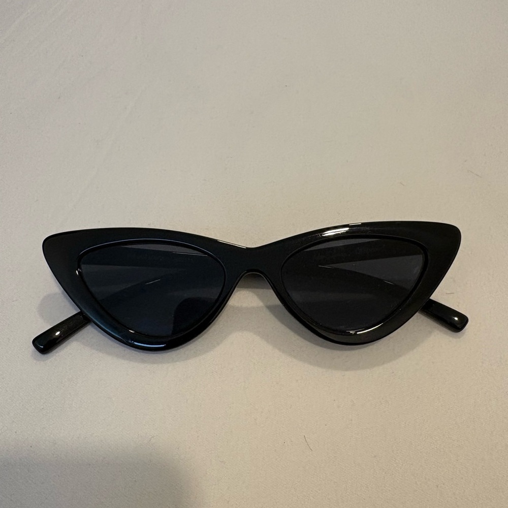Black Cat Eye Sunglasses - Women Accessories